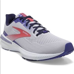 NEW - Brooks Launch 8 size 8.5 womens